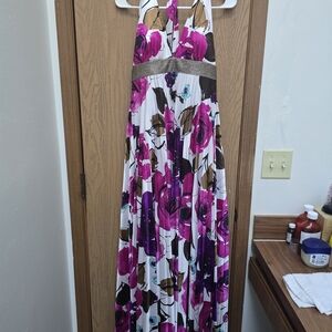 XOXO Maxi Dress with Pink Floral Design